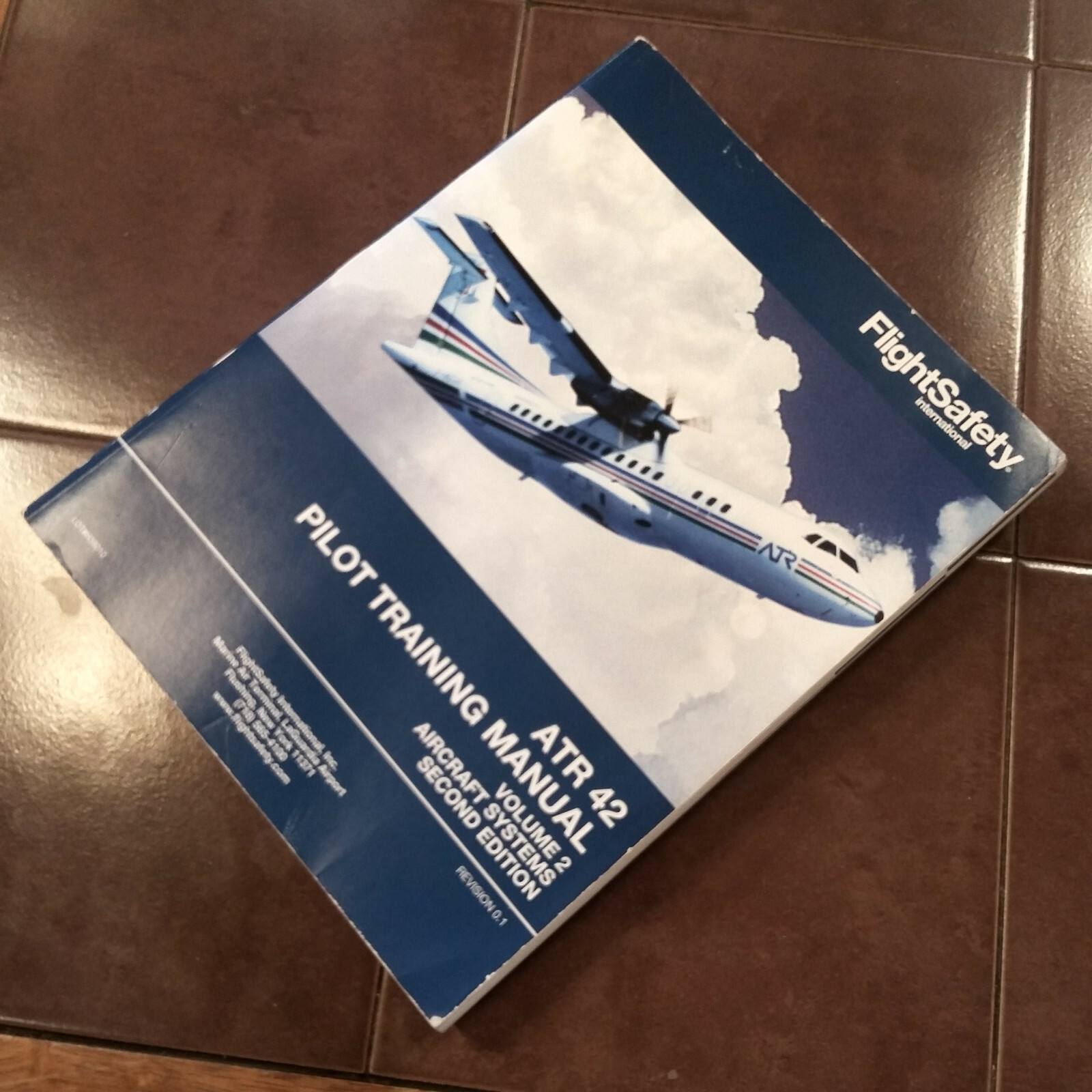 ATR 42 Pilot Training Manual, Vol 2, Aircraft Systems