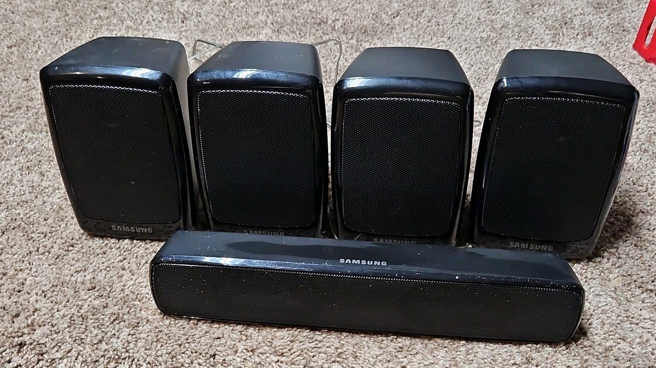 Samsung Set of 5 Speakers - (2)front PS-FZ320 (2)rear PS-RZ320 (1center PS-CZ320