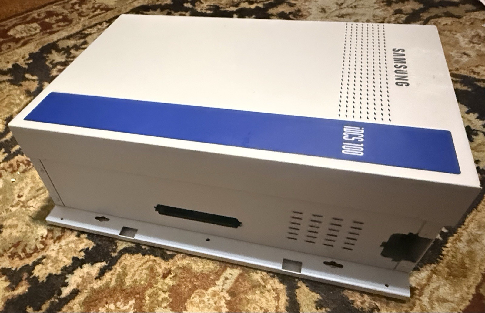 Samsung iDCS 100 KP100-M1 / XAR Telephone System