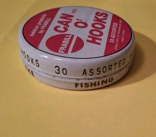 Vintage Frabill CAN-O-HOOKS TIN 4832 WITH HOOKS