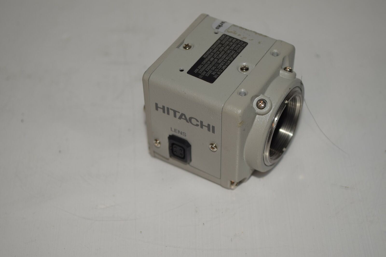 (M#) HITACHI CCD COLOR CAMERA MODEL KP-D20AU (TF145)