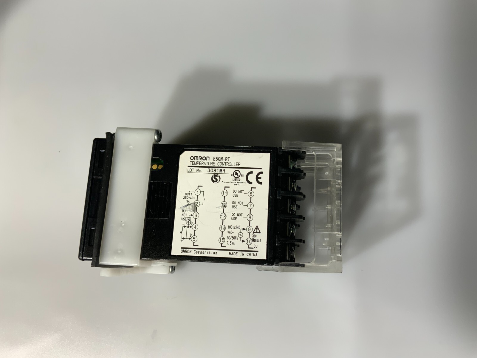 OMRON E5CN-RT TEMPERATURE CONTROLLER (LOT OF 199) ($100/ea OBO)