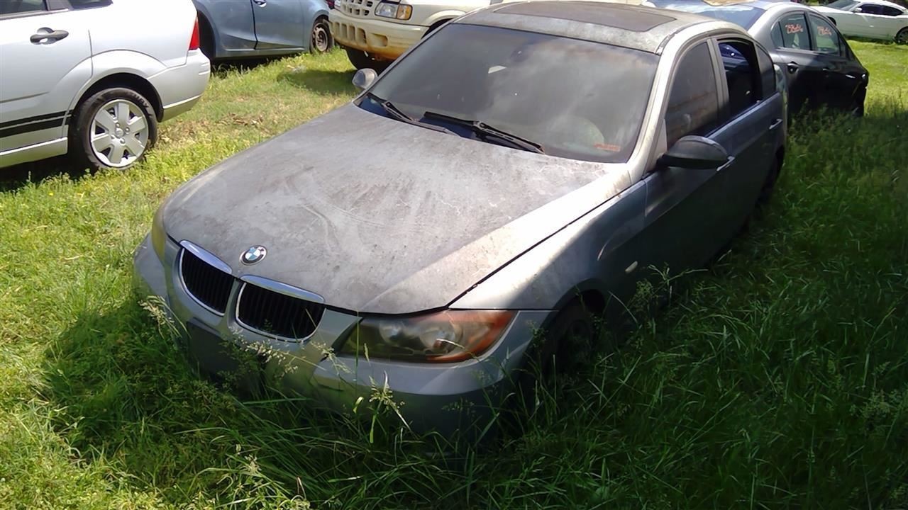 Passenger Front Spindle/Knuckle Rdstr Fits 09-16 BMW Z4 231599