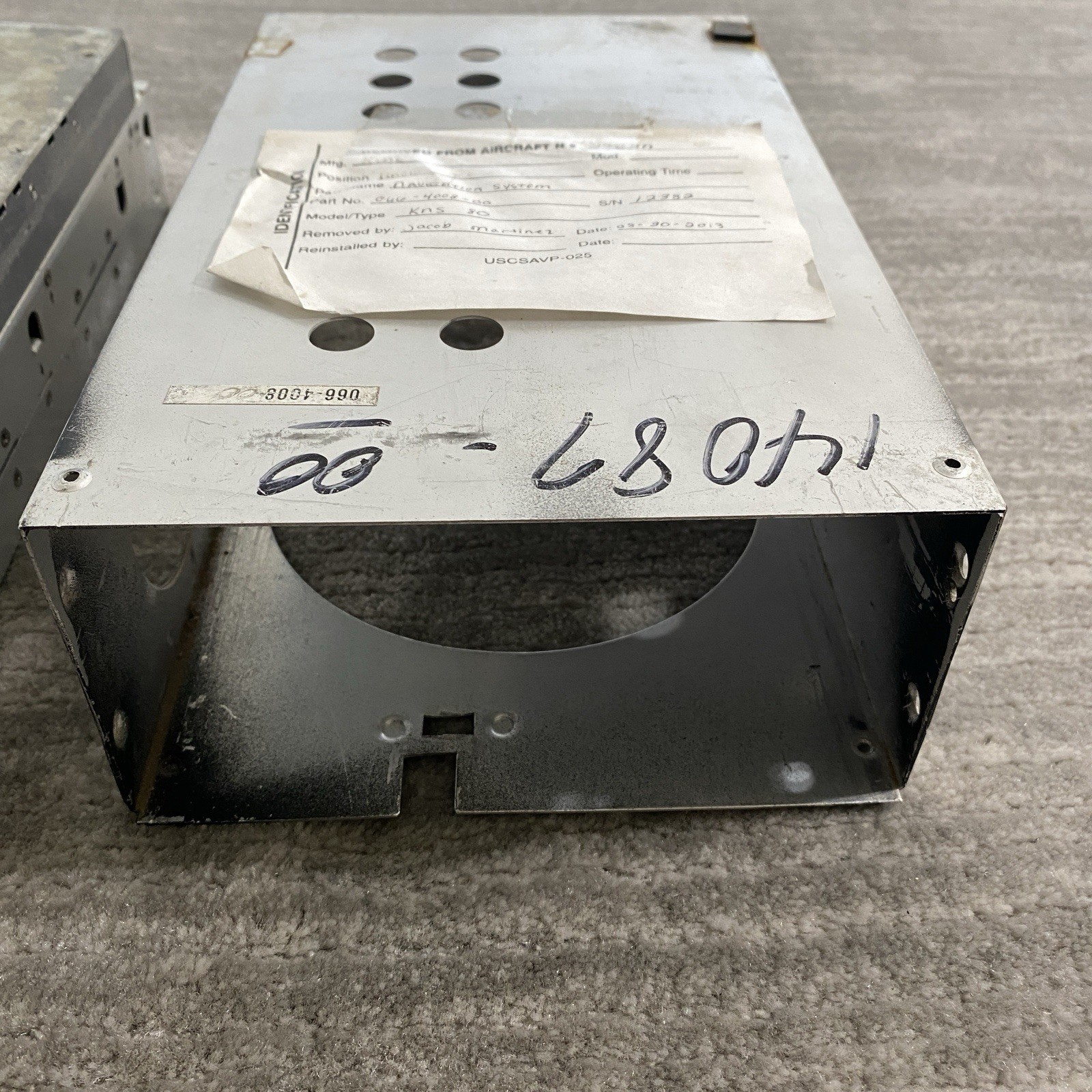 Bendix King KNS 80 Navigation System 066-4008-00 With Screen Damage And Tray