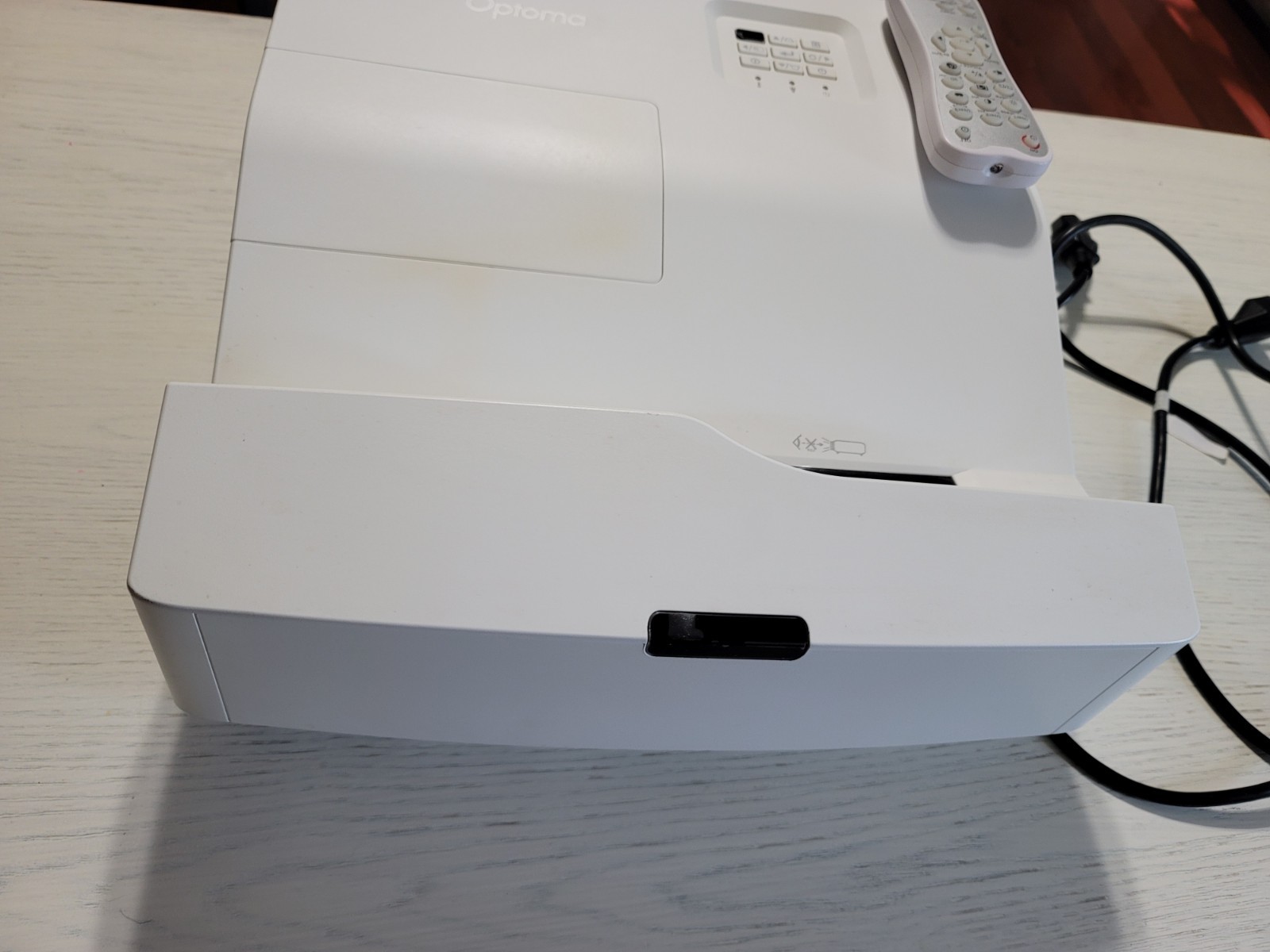 Optoma GT5600 Short Throw Projector w/ Remote