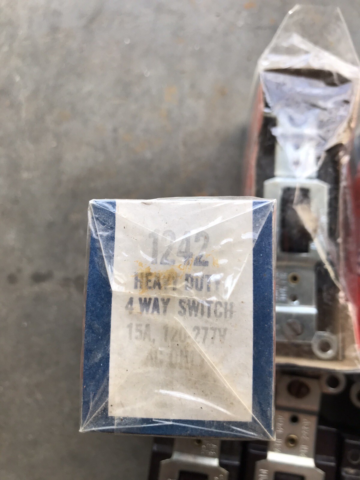 eagle 1242 lot Of  20 4 way quiet toggle switch 15 a 120-277v USA New