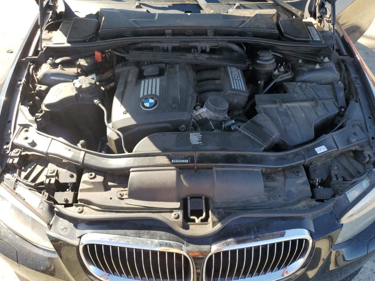 328I 2011 Glove Box 4966008