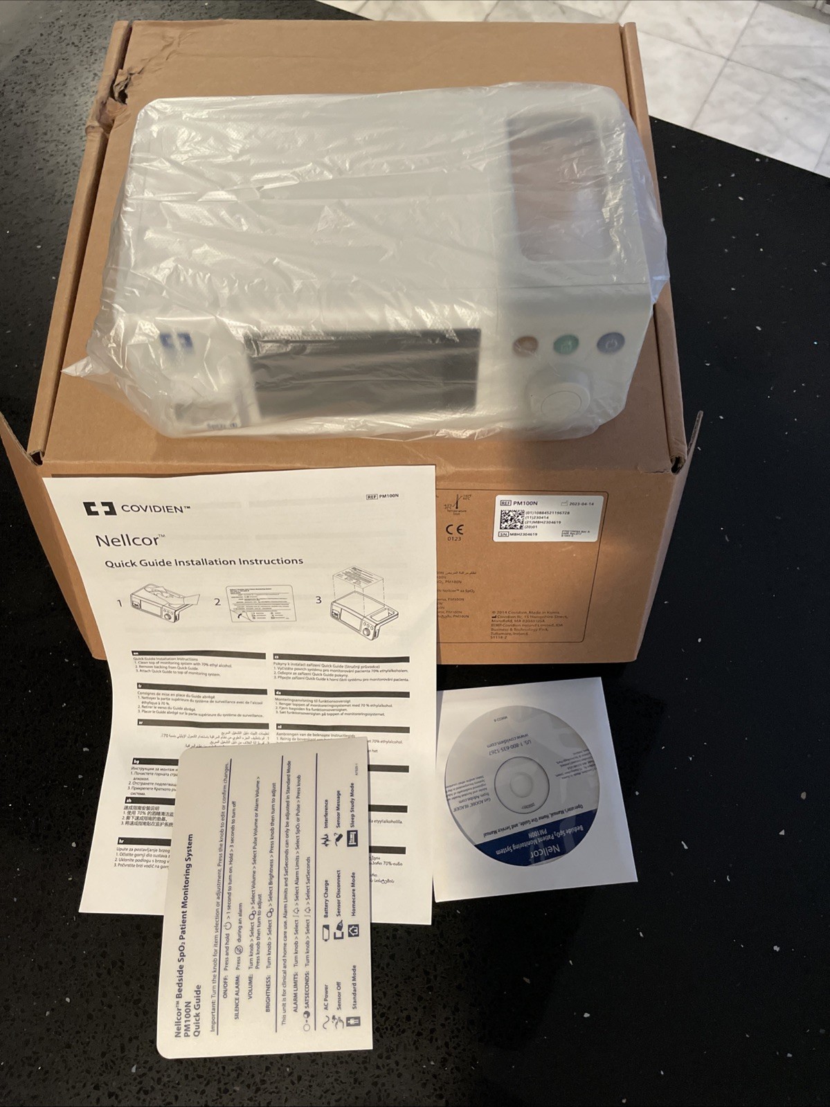 Covidien Nellcor PM100N SpO2 Bedside System    Power Cord Included