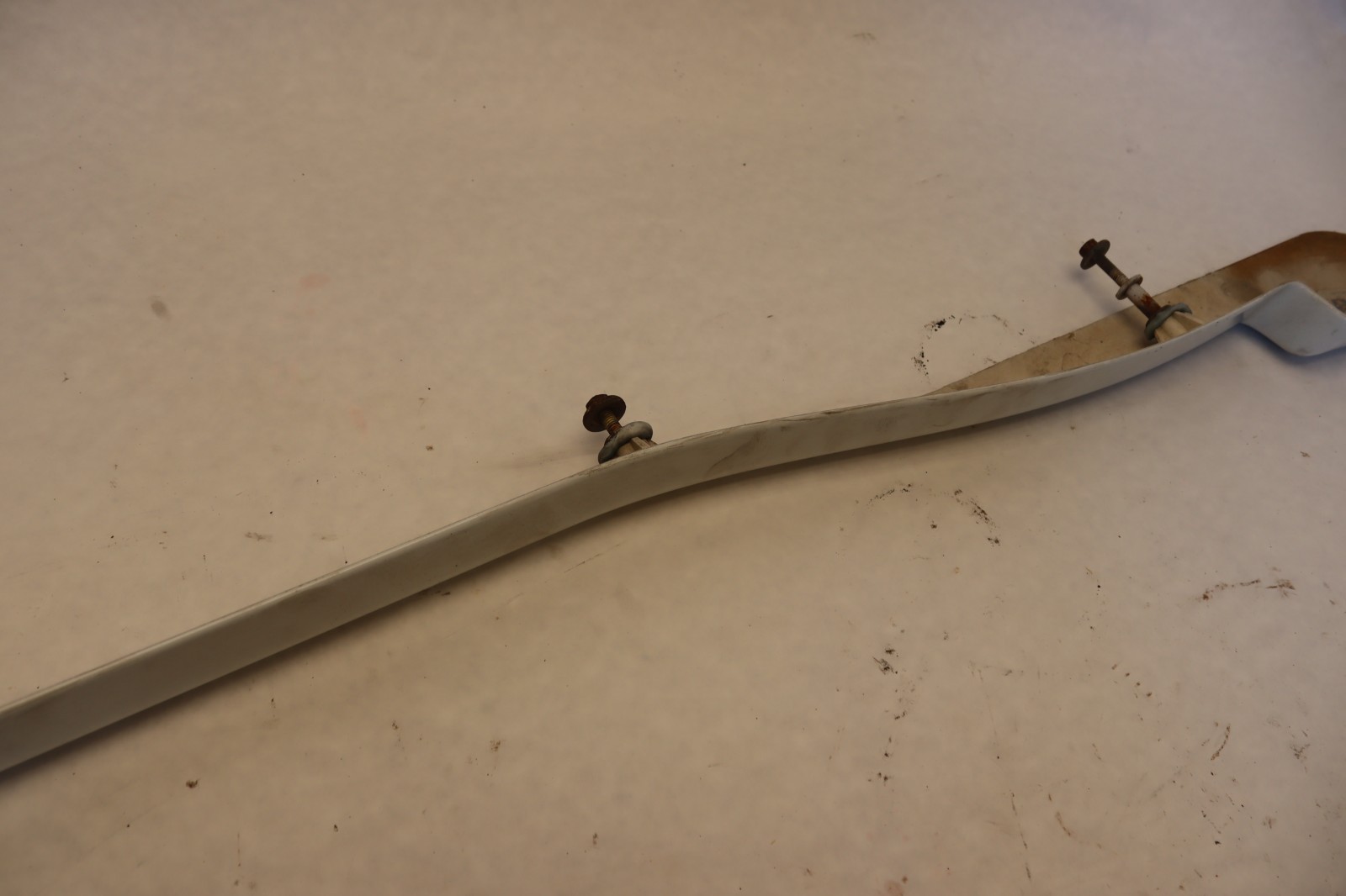 2018-2025 FREIGHTLINER CASCADIA 125 FRONT LEFT SLEEPER ROCKER PANEL OEM