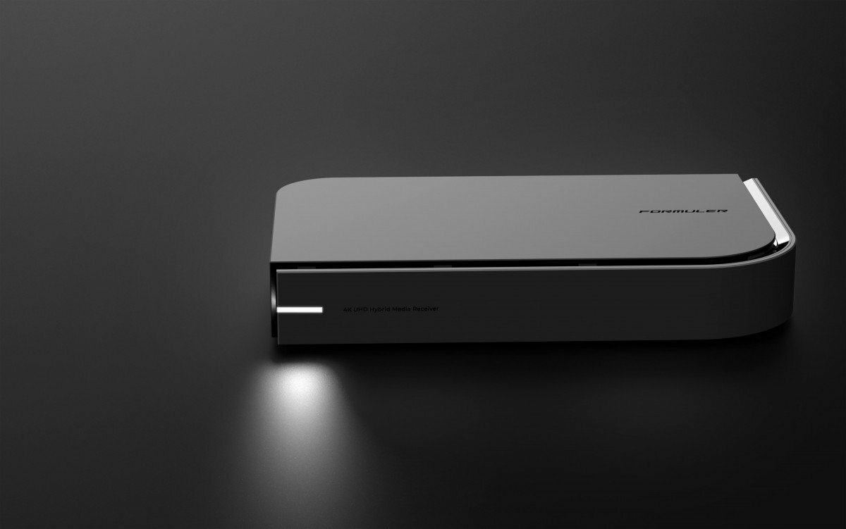 Formuler CC Android-based OTT 4K Streamer - Bonus Indoor Antenna