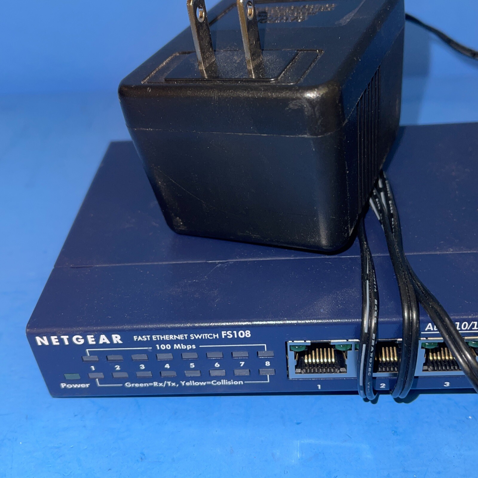NETGEAR ProSafe (FS108) 8-Ports External Switch