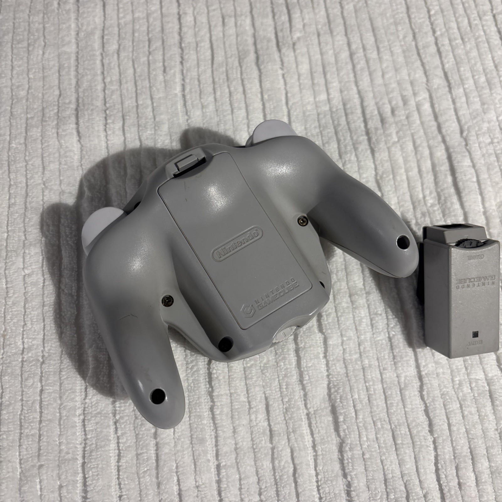 Nintendo DOL-004 Wave Bird Wireless Controller and dongle Clean Contacts