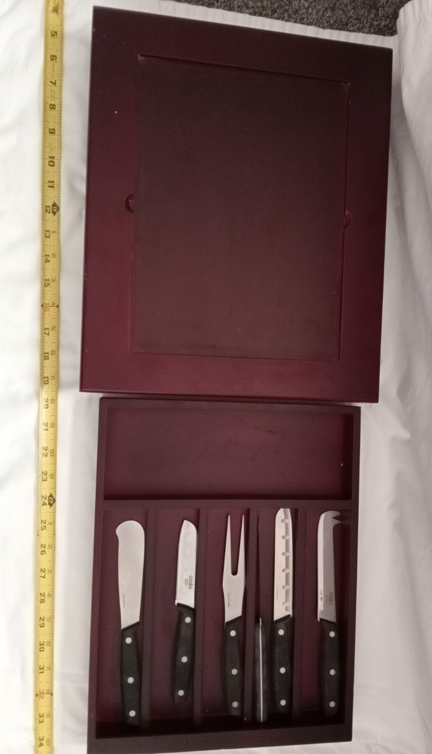 Cooks jcp home stainless steel Knives Made In China w/ wood drawer cabinet.