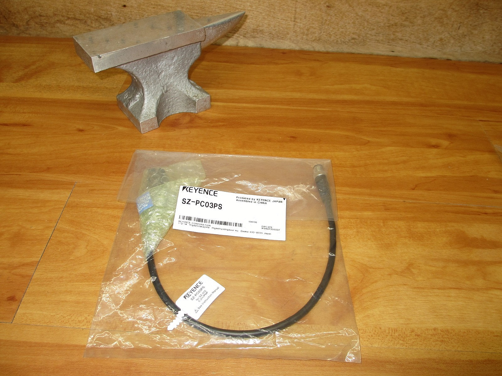 Keyence SZ-PC03PS *NEW SEALED* Sensor Main Unit Connection Cable 0.3m