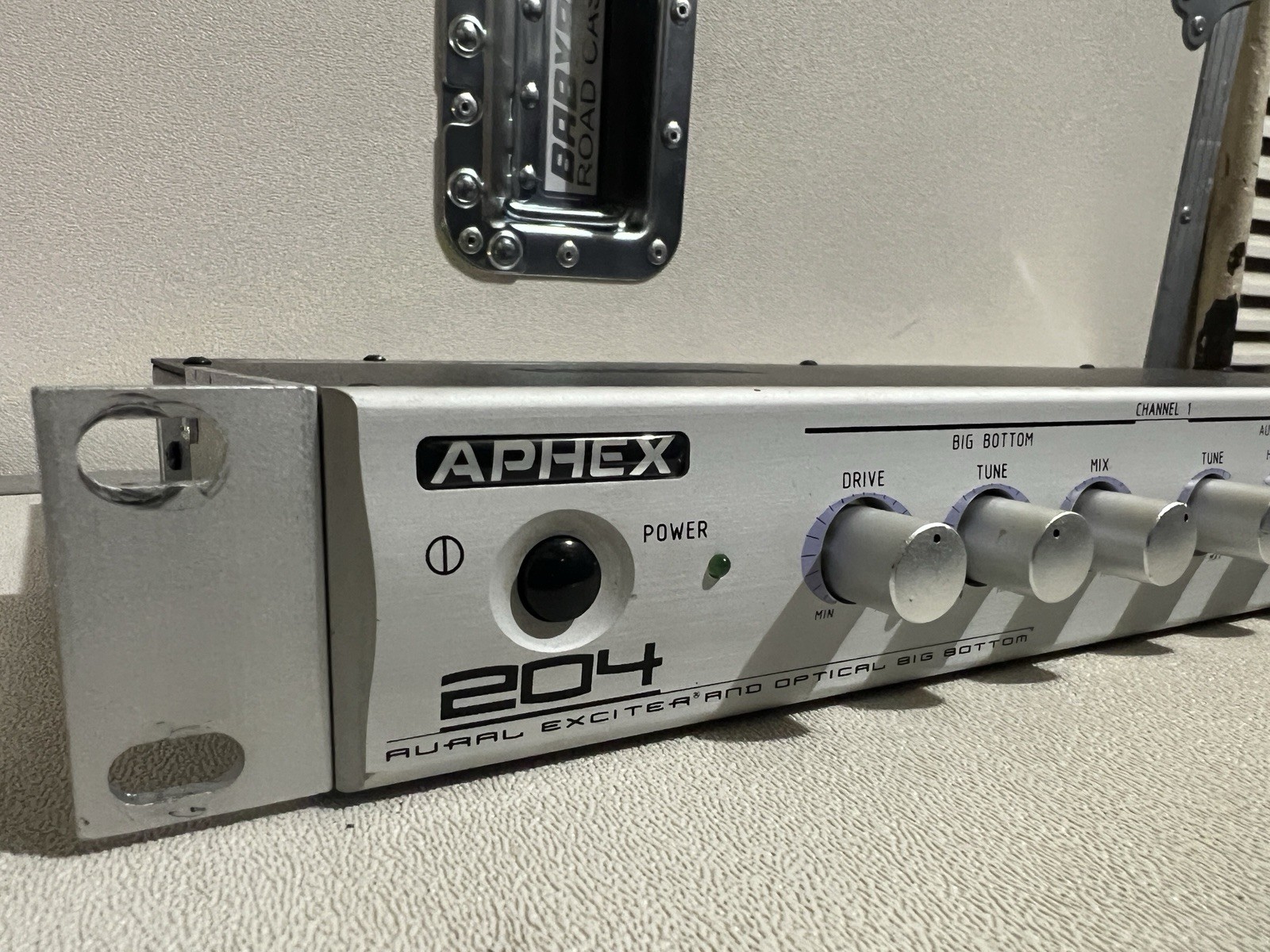 Aphex 204 Aural Exciter w/ Optical Big Bottom