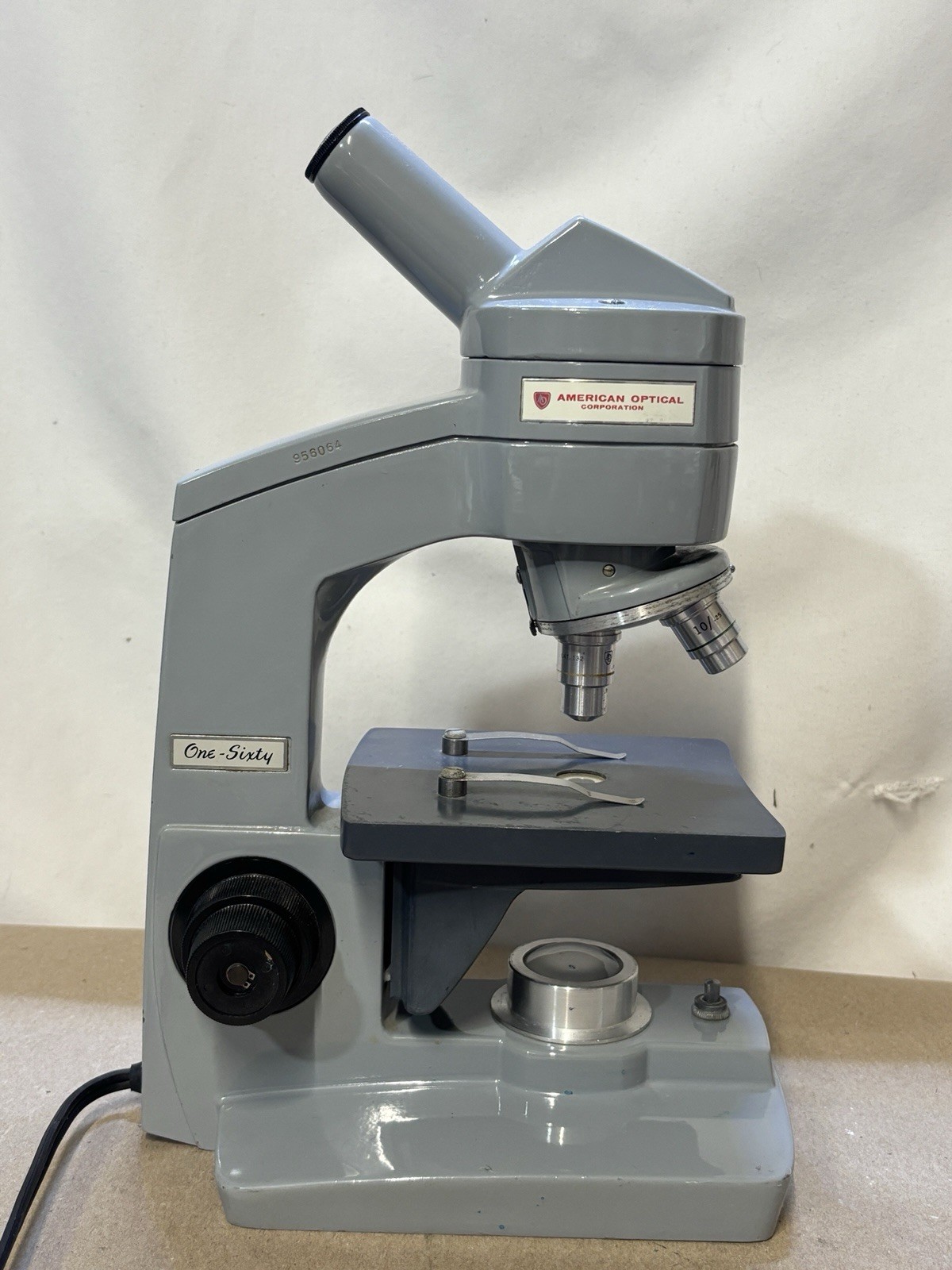 American Optical One-Sixty Vintage Microscope 2 Objective Lenses Made in USA!