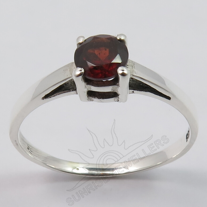 Garnet Gemstone Handmade Engagement Ring 925 Sterling Silver Ring All US Sizes