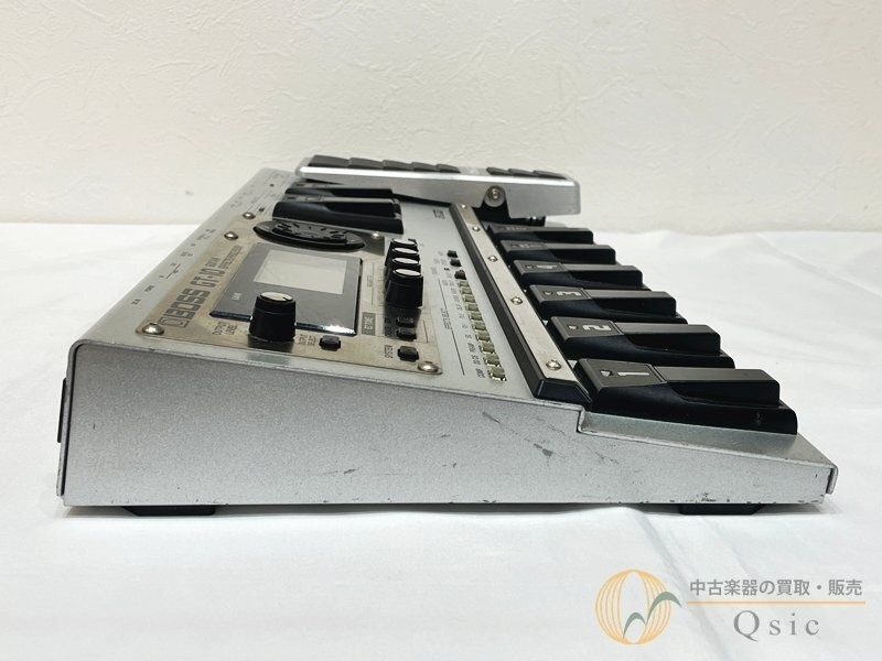 BOSS GT-10B