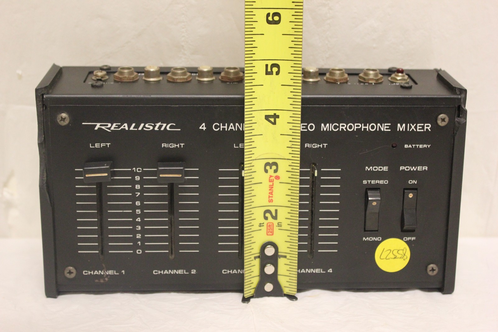 Realistic 4 Channel Microphone Mixer 32-1105 C3