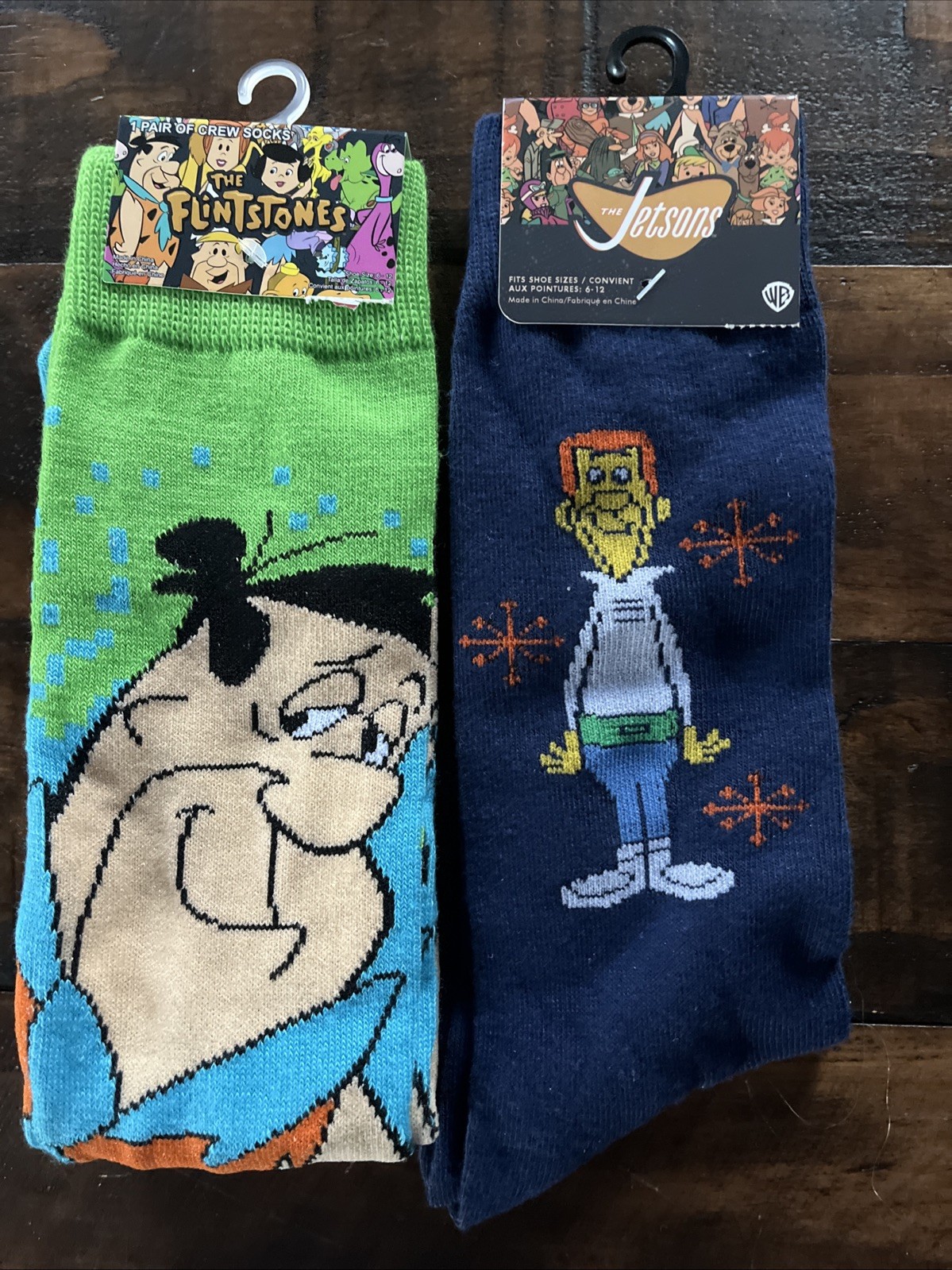 THE FLINTSTONES CARTOON ADULT NOVELTY CREW SOCKS SIZE 6-12 & THE JETSONS