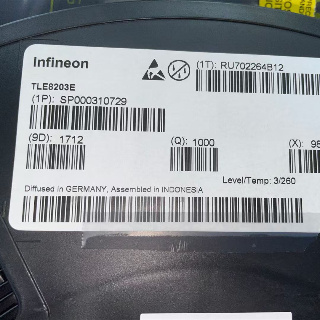 10PCS Infineon TLE8203E Mirror Power IC SSOP36 New