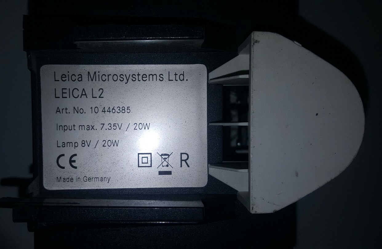 Leica L2 Light Source for Laboratory Microscopes Laboratory Light