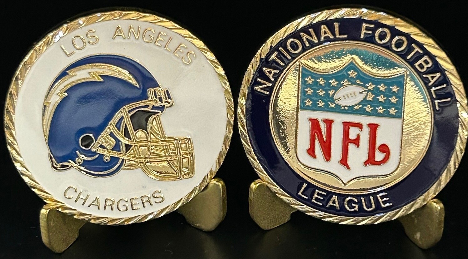 NFL LOS ANGELES CHARGERS SPORT COLLECTIBLE CHALLENGE COIN NEW