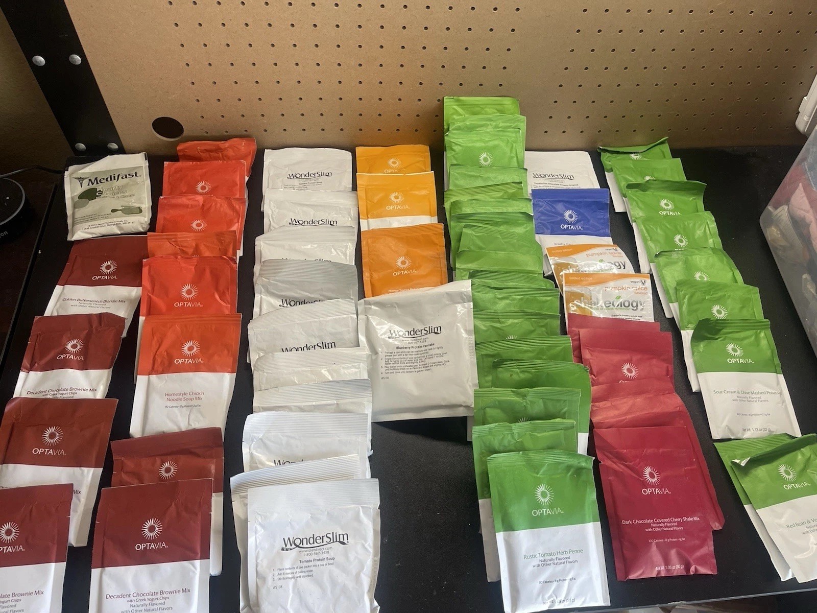 Octavia Weight 5 & 1 Plan  Mix Lot Over 50 Meals - Expired Notes. A1