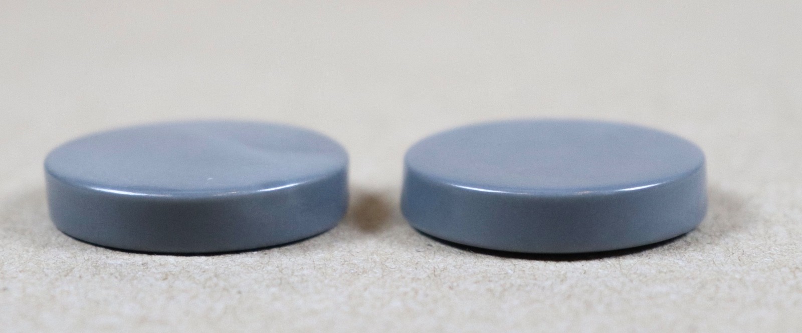 2 Backgammon Replacement Pieces / Checkers / Men - Gray Grey 1" ~ Vintage