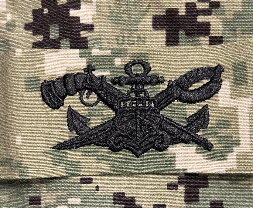 US Navy Senior SWCC Badge NWU Type III Sew-On Woodland USN