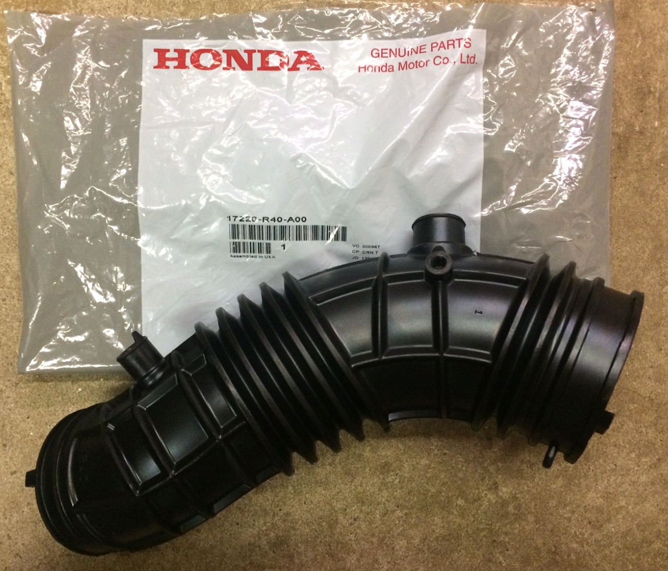 Genuine OEM Honda Accord 4 Door LX SE 4Cyl 2.4L Air Intake Flow Tube 2008 - 2012