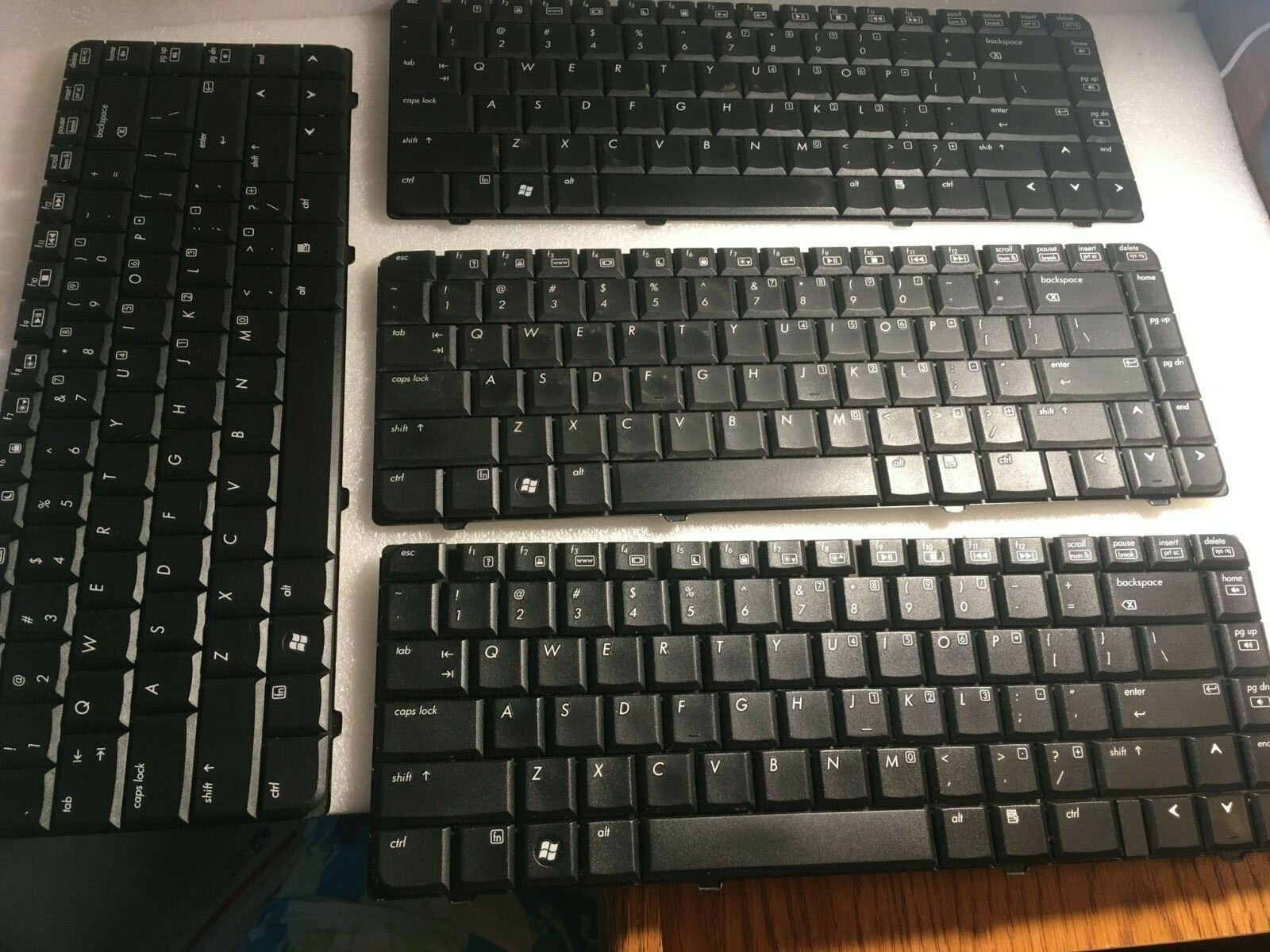 Genuine HP Presario F500 F700 V6000 V6100 V6200 V6300 US Keyboard Black LOT OF 4