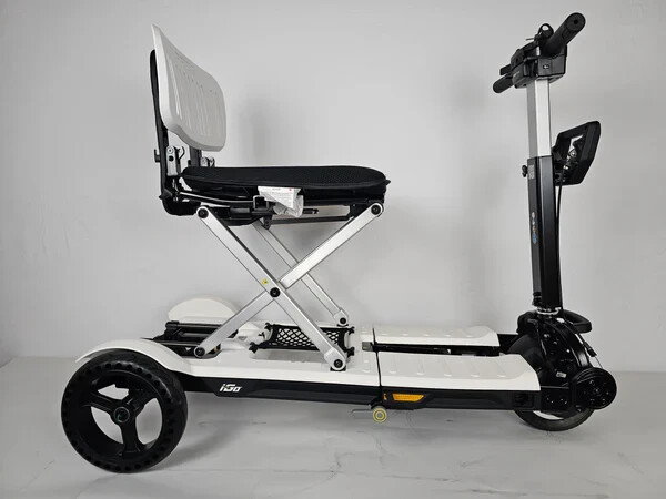 Pride Mobility iGo Folding Travel Mobility Scooter - S20 - OPEN BOX