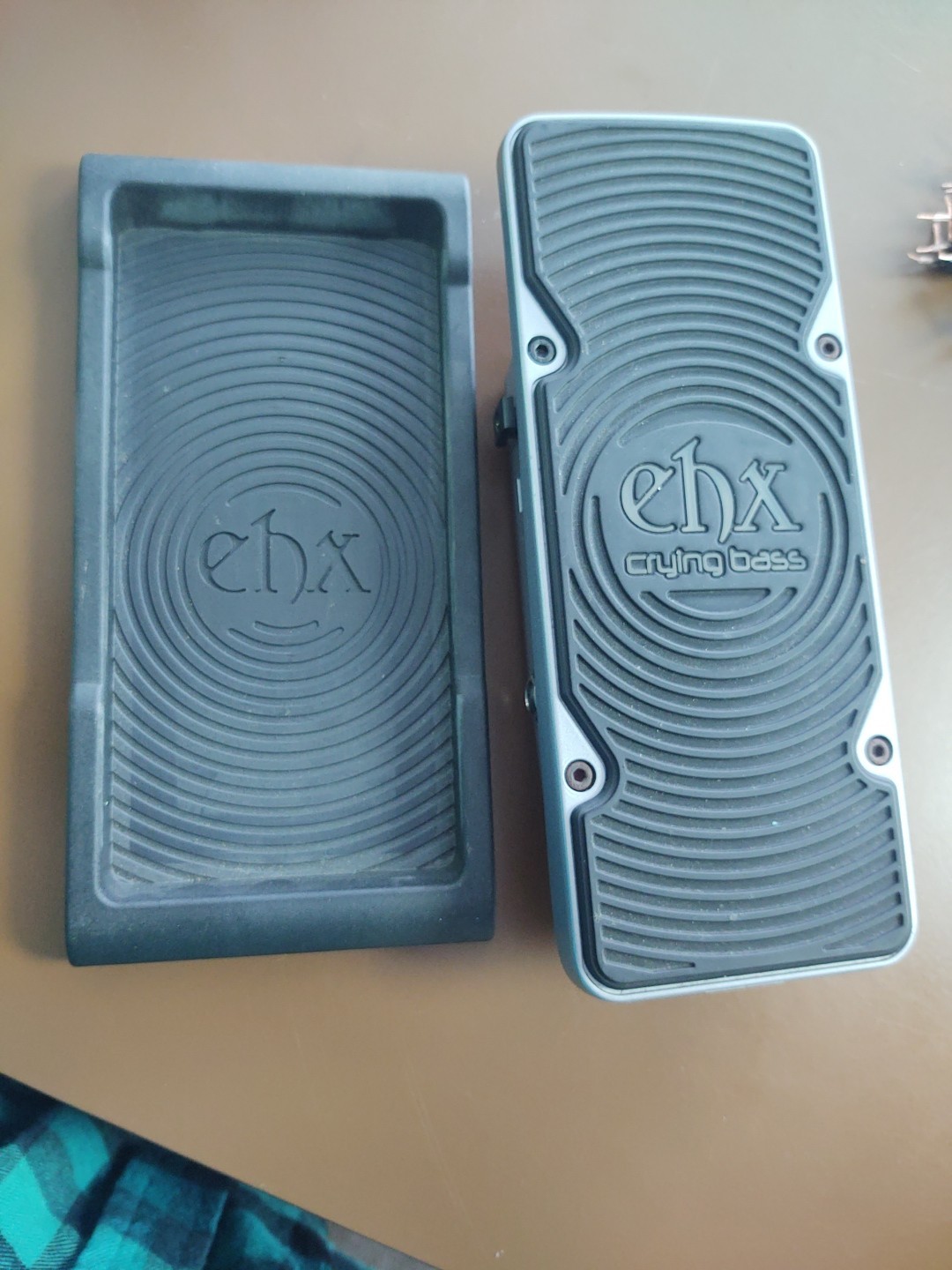 Electro-Harmonix EHX Crying Bass Fuzz Wah Pedal W/ Cradle Bass Guitar Effect