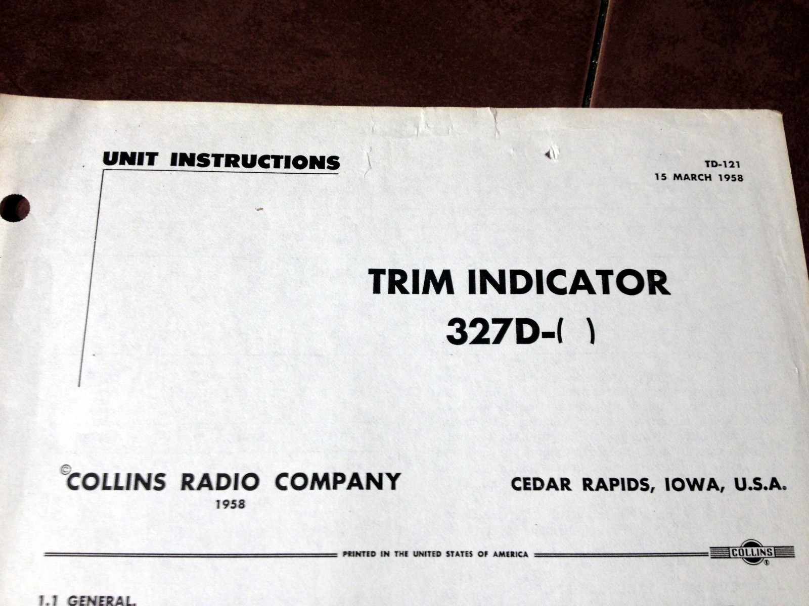 Collins 327D-1, 327D-1W & 327D-2 Trim Indicator Tech Data Sheet