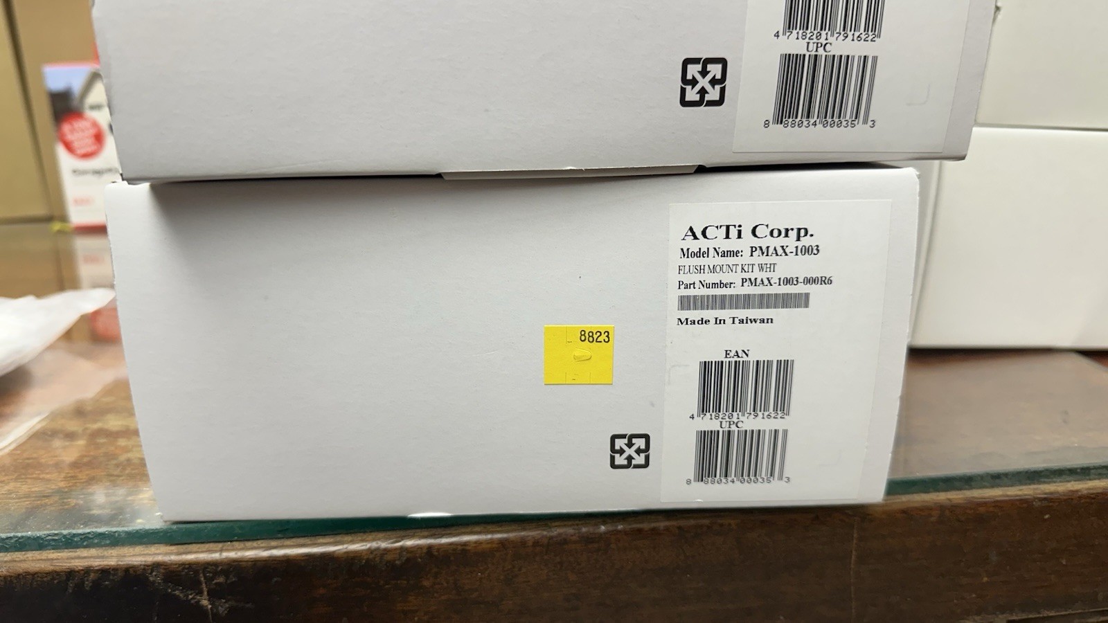 Acti PMAX-1003 Flush Mount Kit White