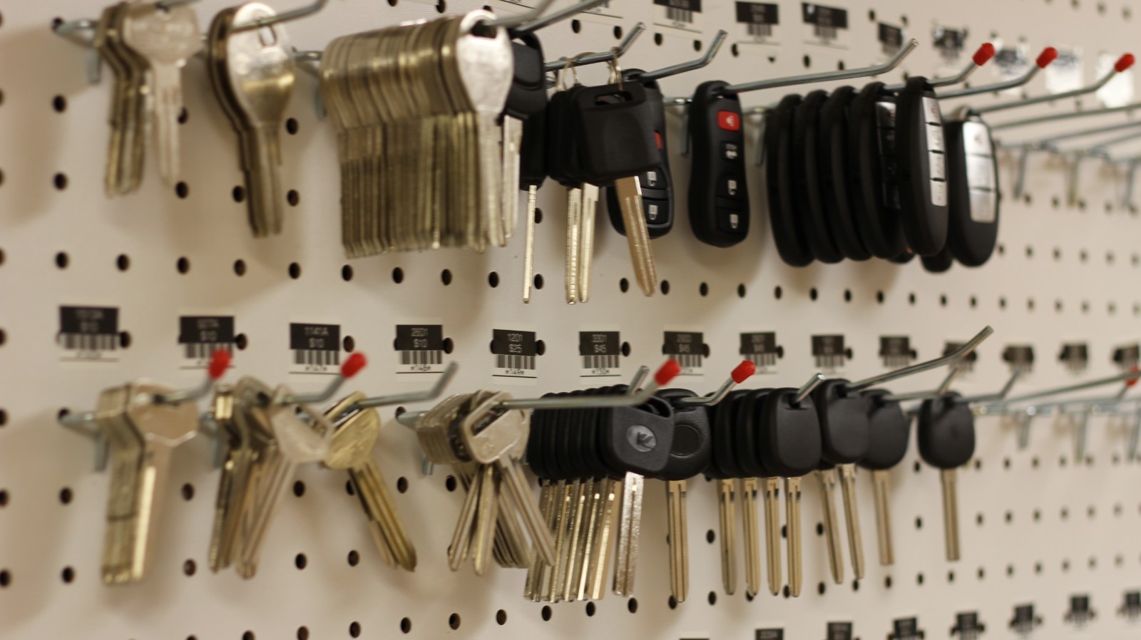 J301-J400. Replacement key for Leer Bauer locks, Pre cut to code Local Locksmith