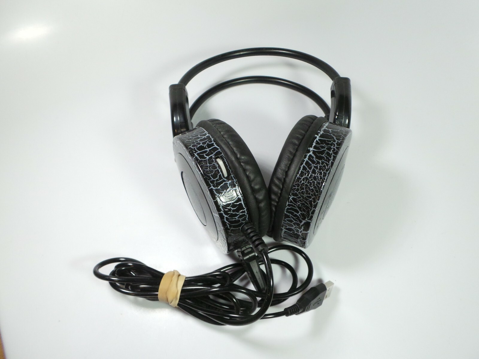 BYTECH Gaming Headset with Multi-Color Backlight Supports Various Platforms