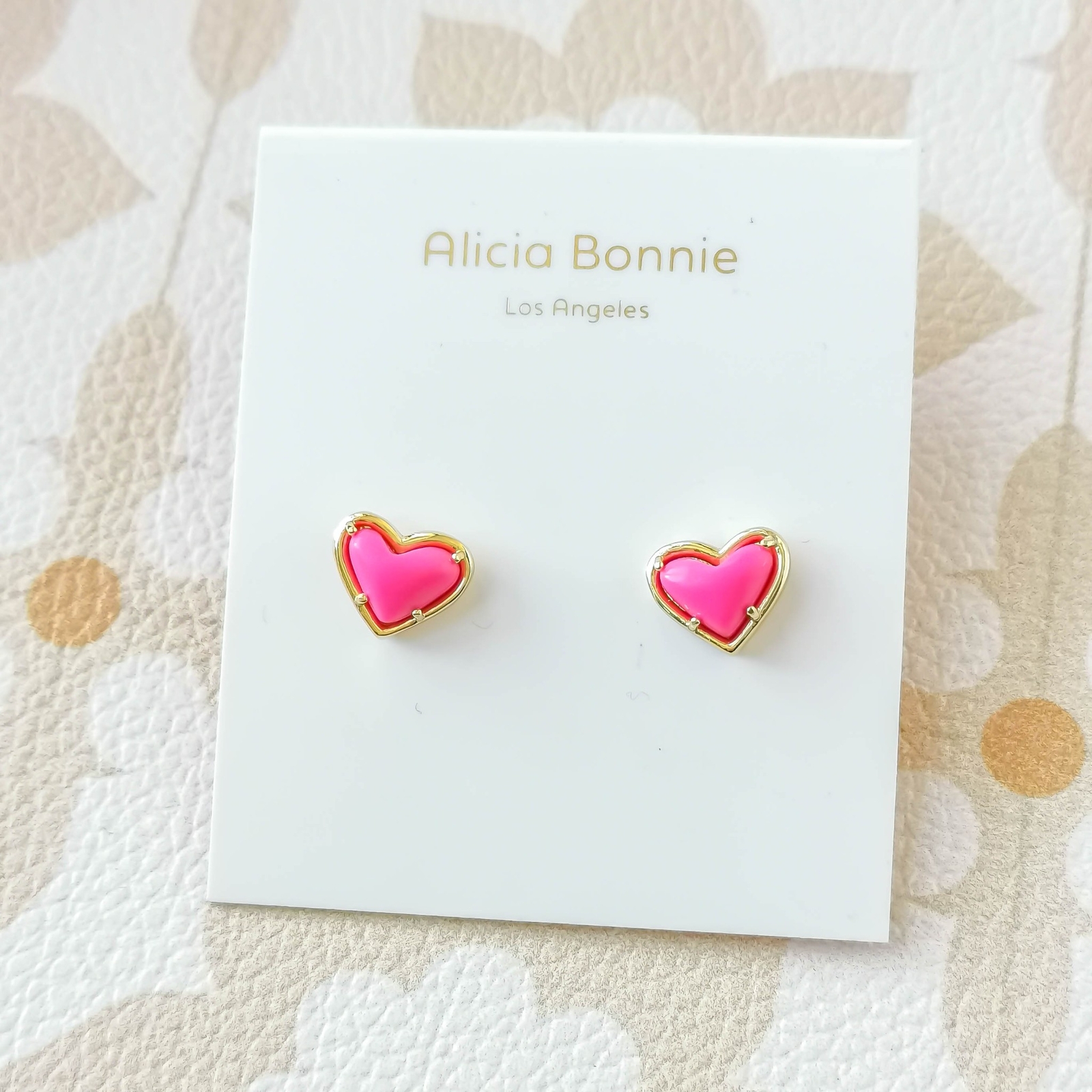 New Alicia Bonnie in Love Gold Magenta Pink Magnesite Heart Stud Earrings