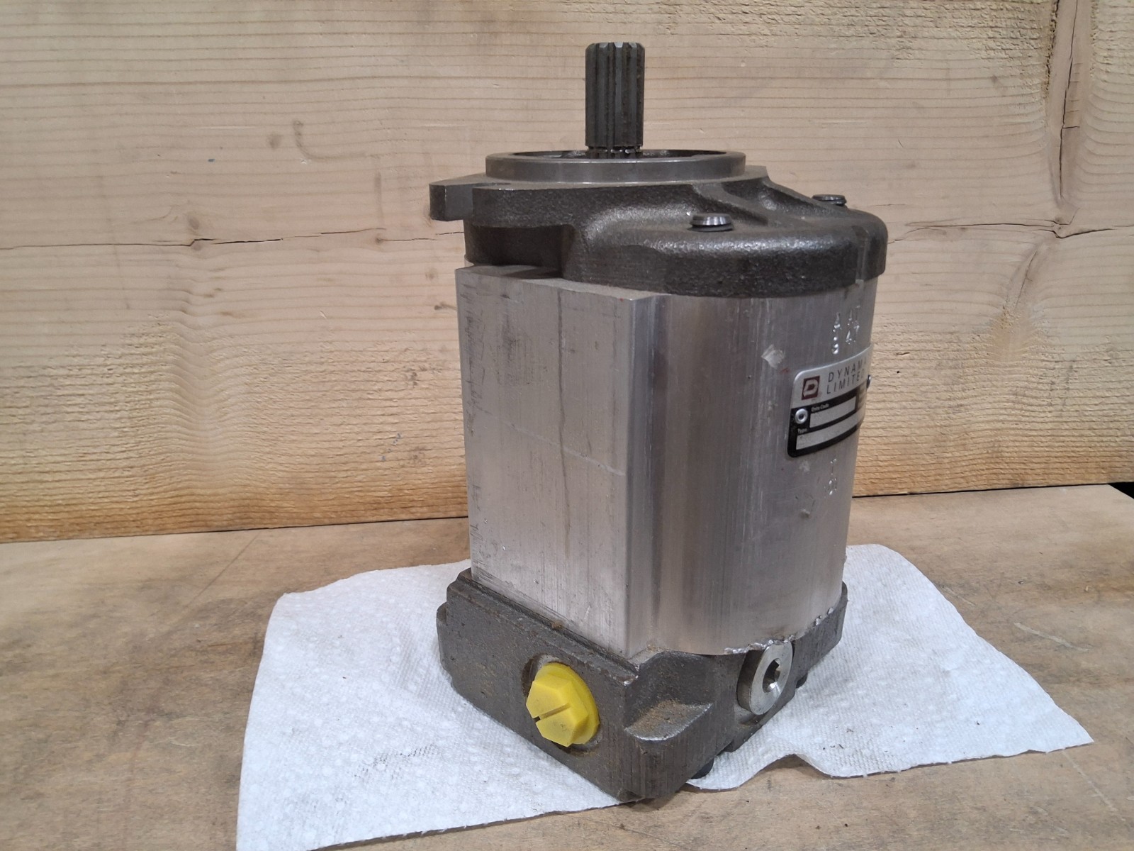 Dynamatic A45.0L 38400/160/180 steering hydraulic gear pump 550/3/34752