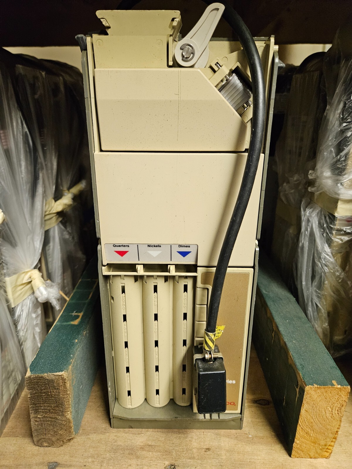 Coinco 9302-LF Coin Changer Acceptor, 24 Volt, 15 Pin Harness, 30 Day Warranty