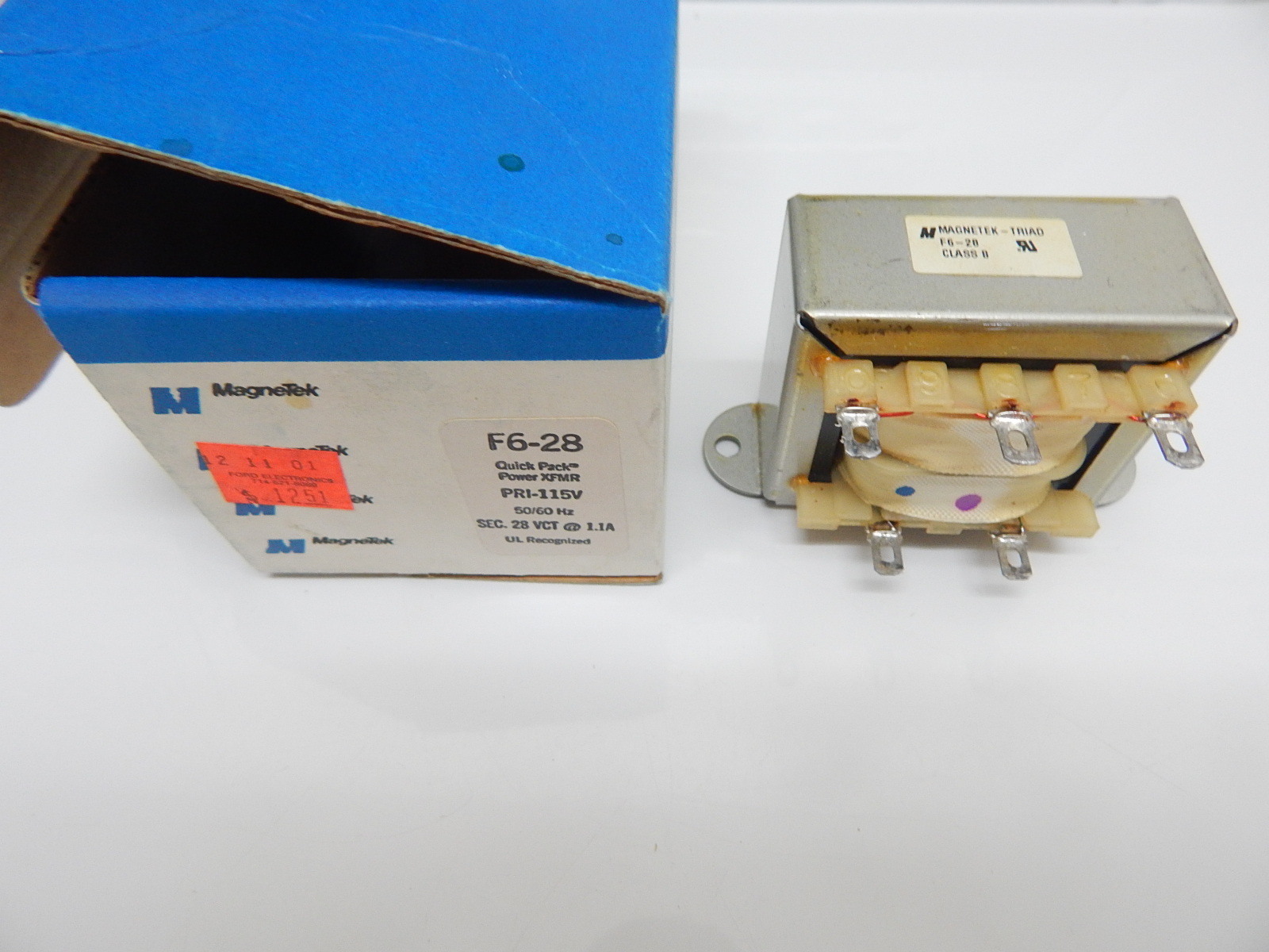 MAGNETEK F6-28 TRANSFORMER STEP DOWN 115VAC TO 28VCT 1.1 AMP NEW