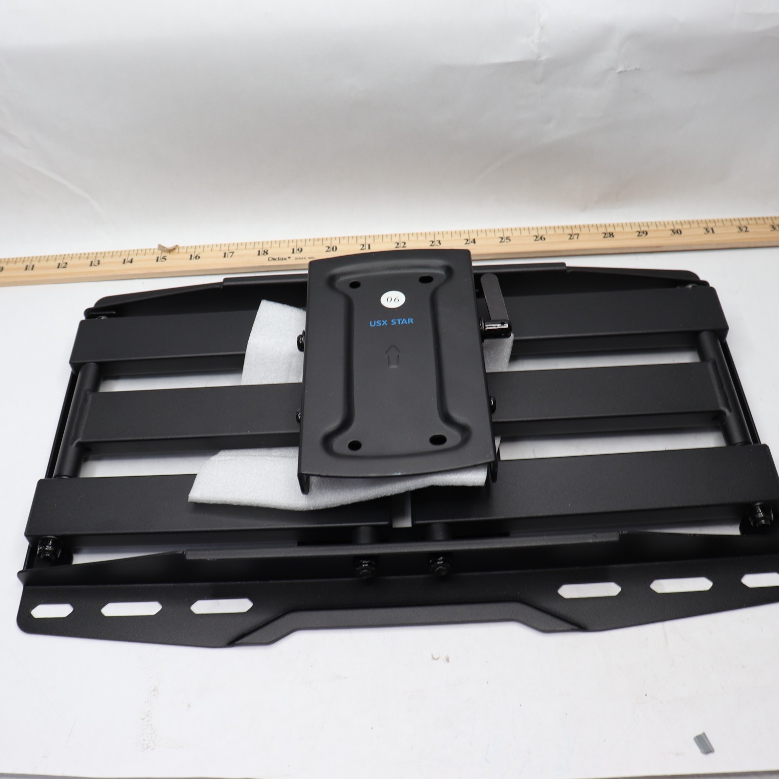 USX Star Full Motion TV Wall Mount Bracket - TV Brackets Not Included