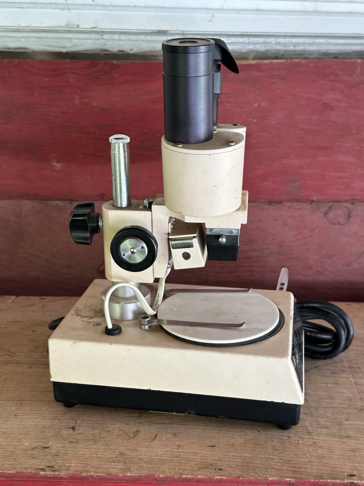 Swift M26 Stereo Microscope Binocular Upright 2x for Biological/Medical Lab