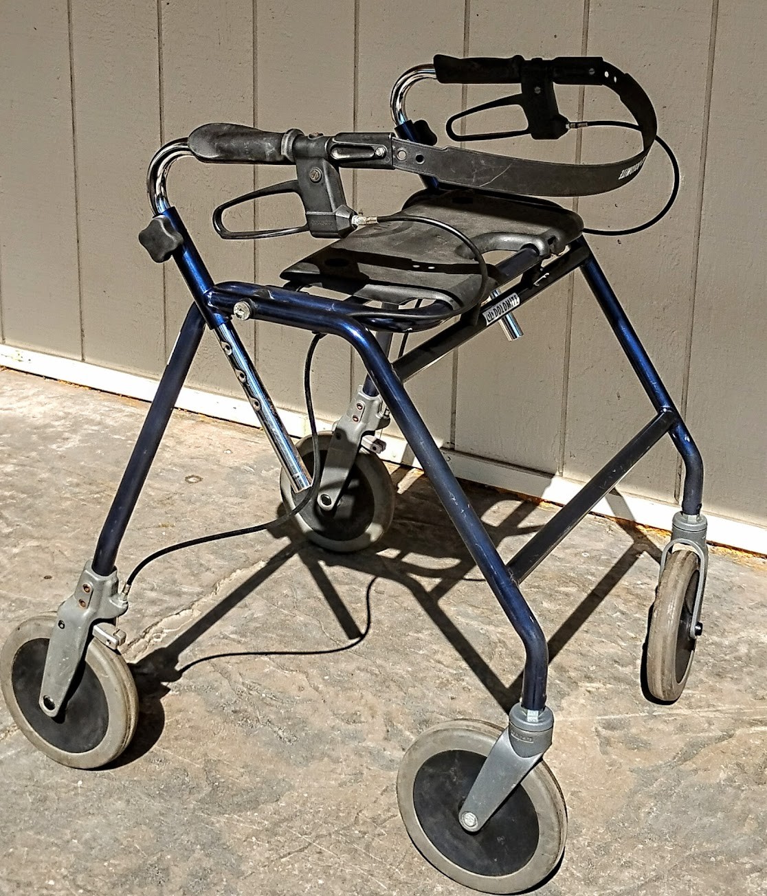 Dolomite Maxi + Plus 650 Rollator Walker Heavy Duty Rolling Bariatric 452 Lbs