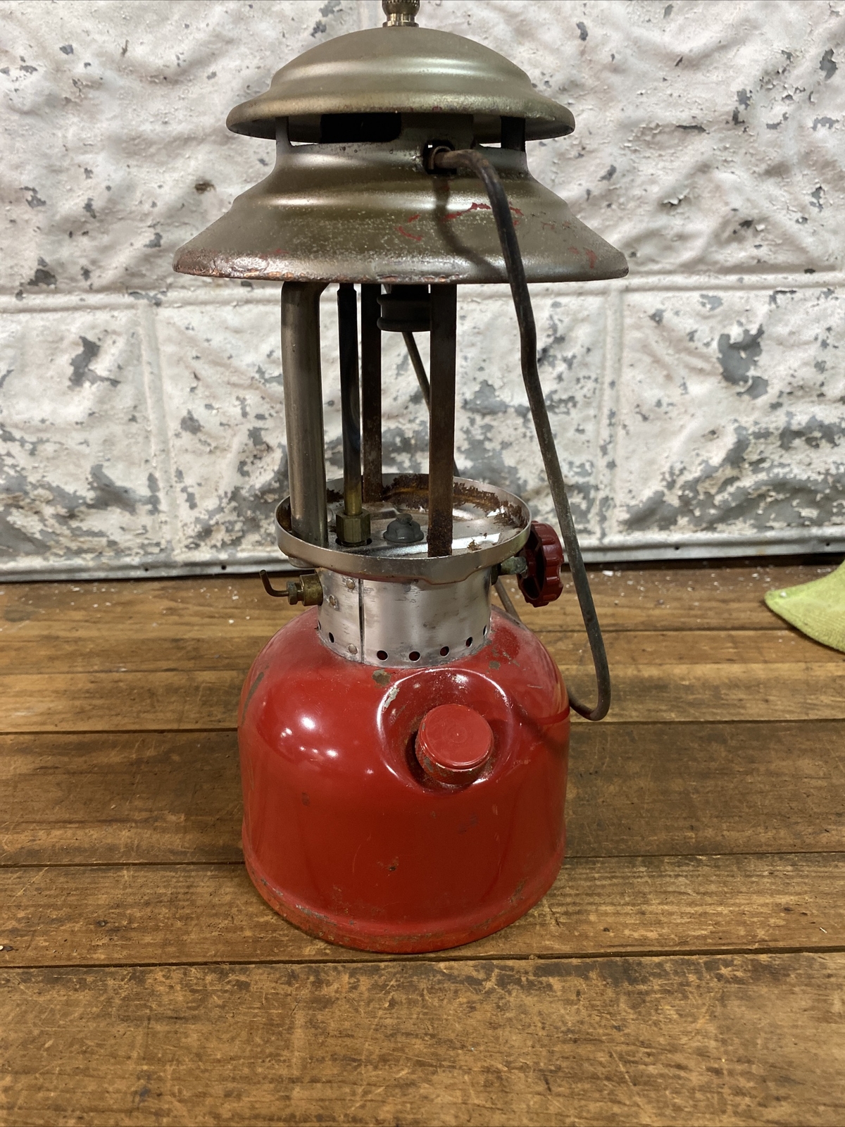 Coleman 1971 Lantern Red 200A Camping Dated 1/71 Untested