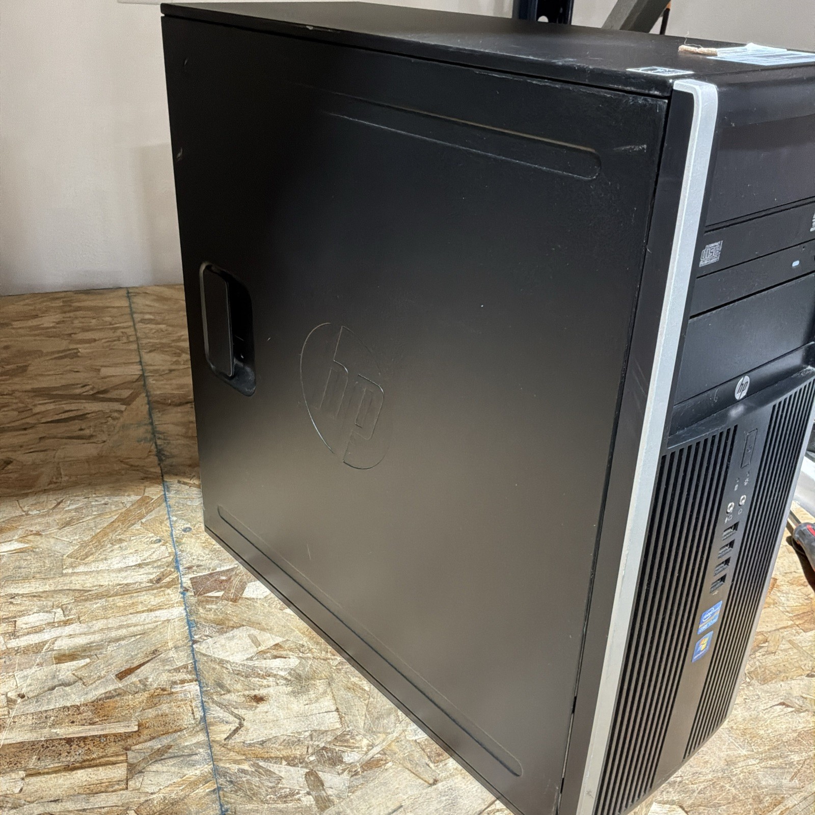 HP compaq Elite 8300 CMT i7-3770 CPU 12 GB RAM 500 GB HD NO OS C314