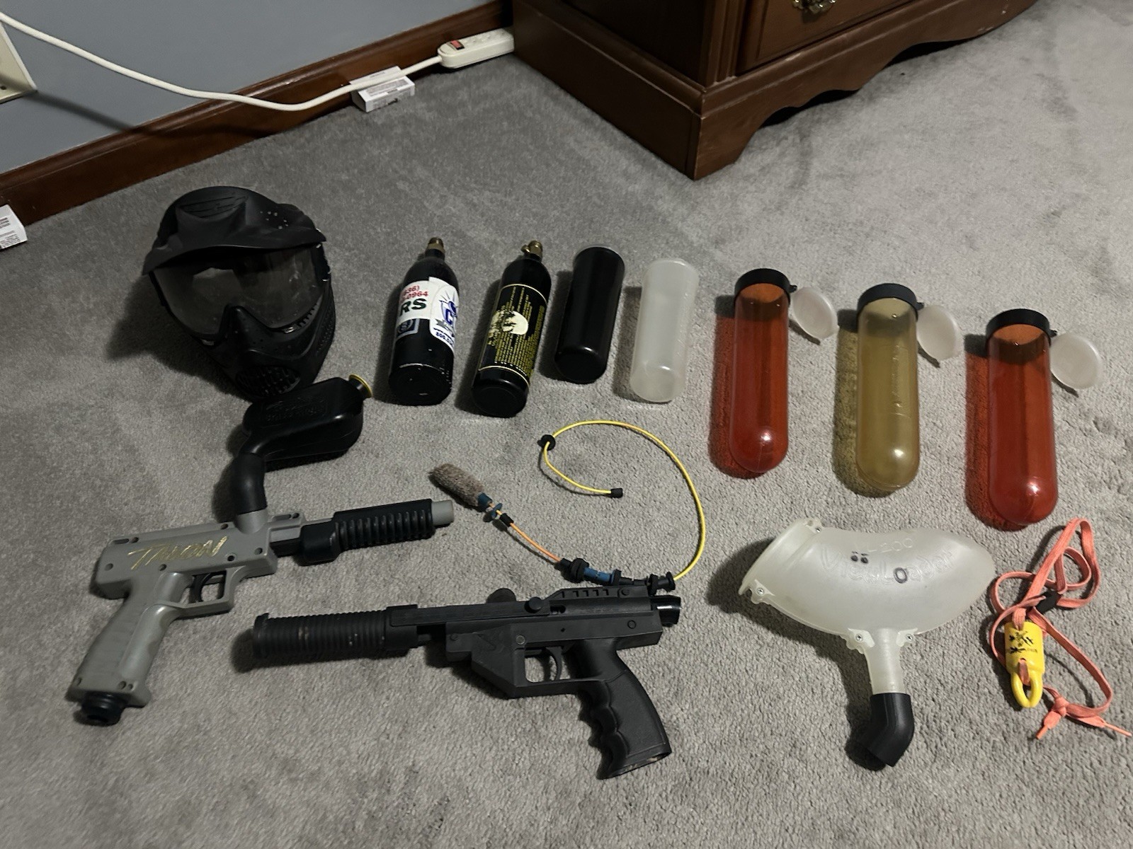 PAINTBALL GEAR AND MARKER / PAINTBALL STARTER PACKAGE !