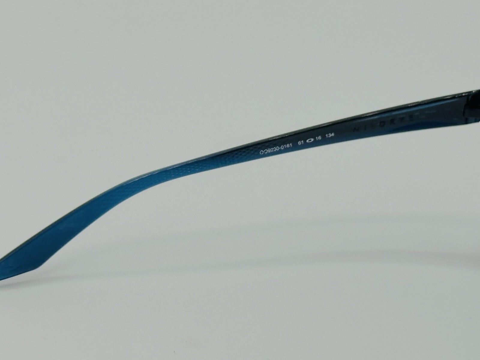 OAKLEY WOMENS WILDRYE SUNGLASSES TRANSLUCENT BLUE REPLACEMENT FRAME AUTHENTIC