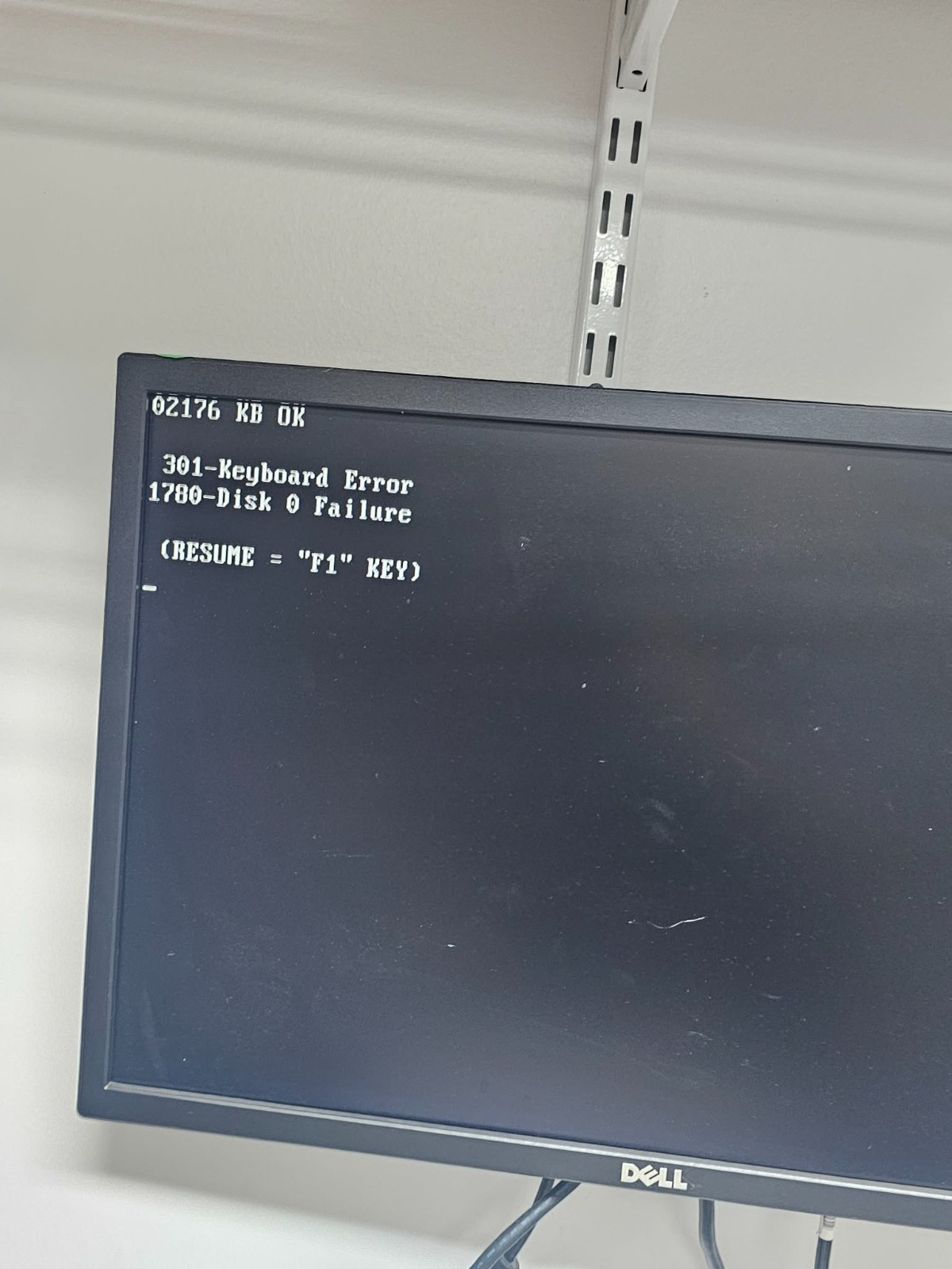 Vintage Compaq Deskpro 286 AT PC Computer Complete w/Drives & Cards Powers/Posts